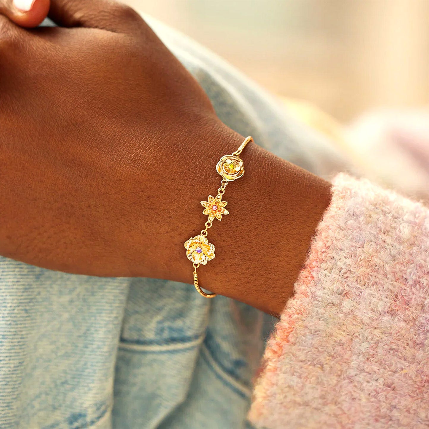 Bracelet Botanique Personnalisé avec Fleurs de Naissance